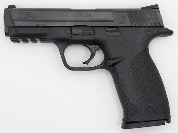 Smith & Wesson M&P 40